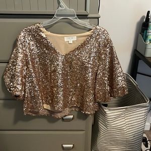 Cute girly never been worn shirt!